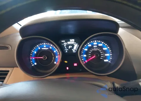 2013 Hyundai Elantra Gls z USA, uszkodzony, nr VIN KMHDH4AE6DU970375